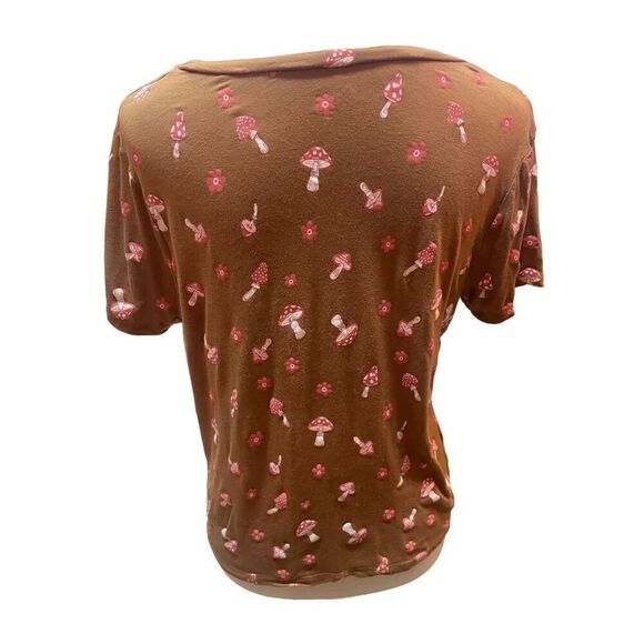 No Boundaries Brown with Red Mushroom design V-Neck  Short Sleeve Size Large 11- - Picture 3 of 9